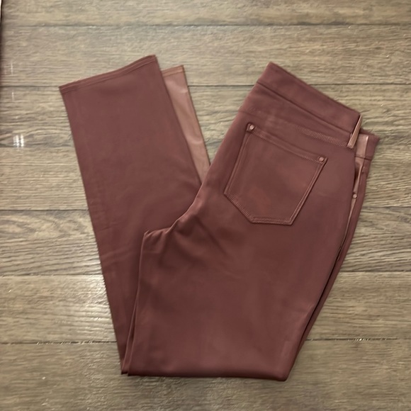 Chico’s Faux Leather Front Ponte Back Pants - Picture 7 of 10